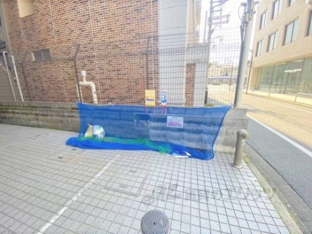 ゴミ置き場