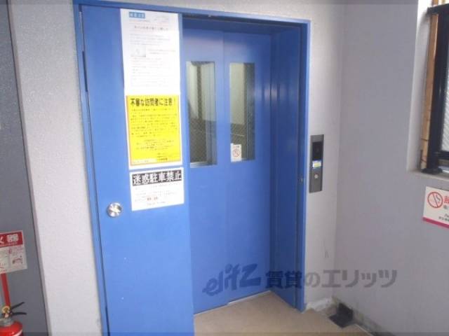 エレベーター