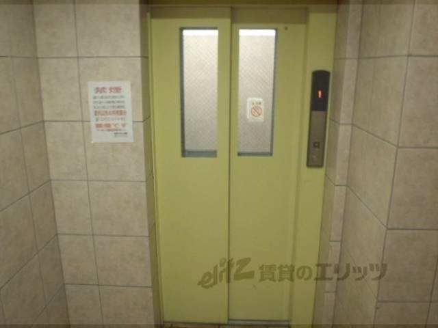エレベーター