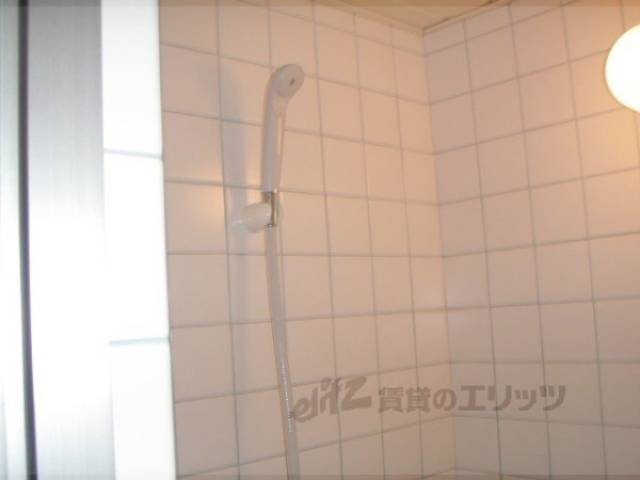 シャワー室