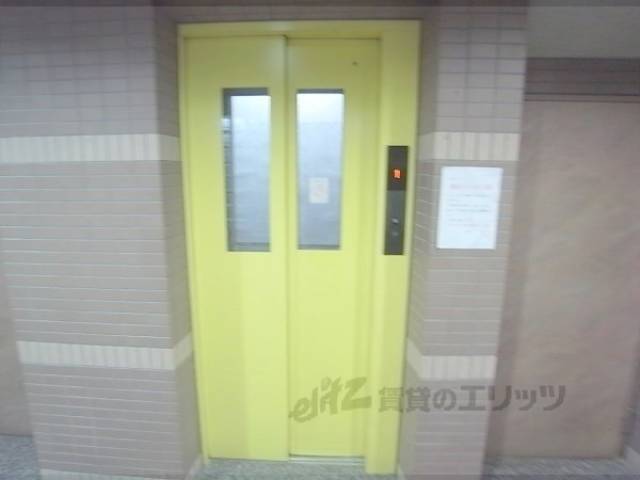 エレベーター