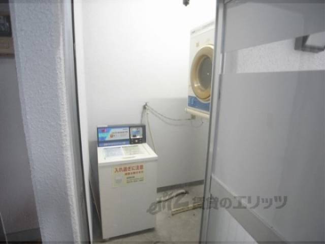 コインランドリー