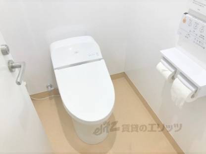 ２階共用女性トイレ