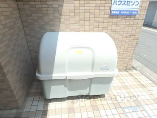 ゴミ置き場
