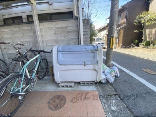 ゴミ置き場
