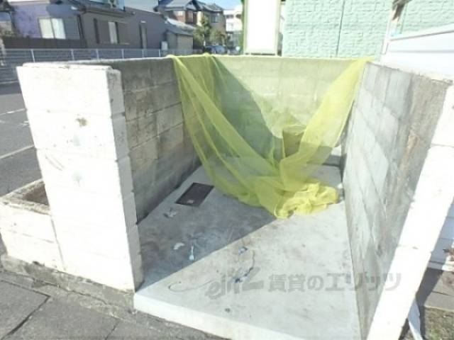 ゴミ置き場
