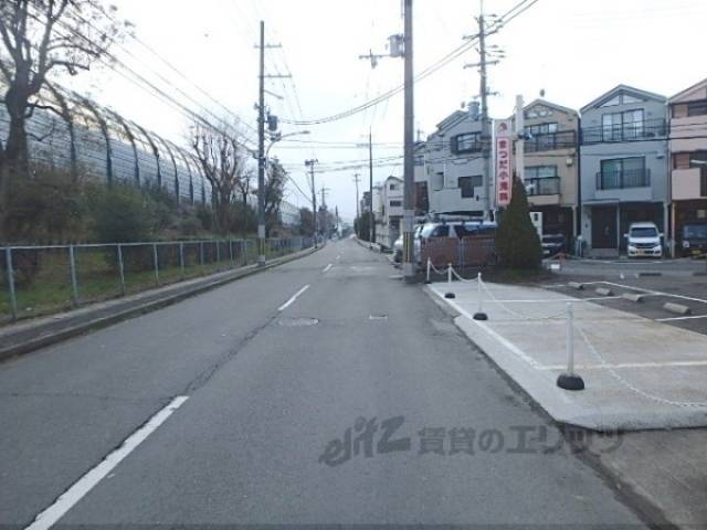 前面道路　正面