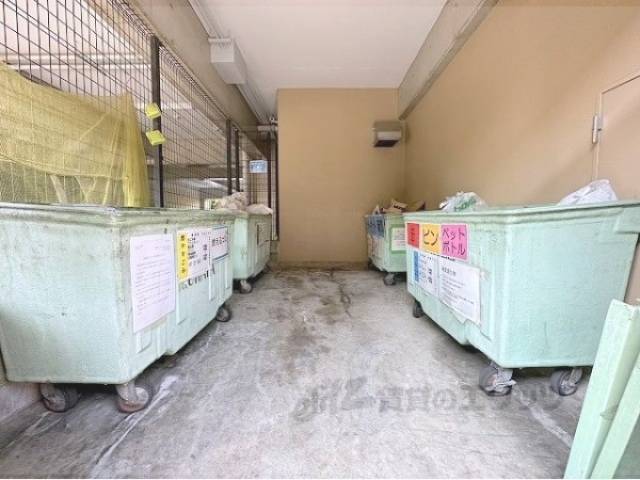 ゴミ置き場