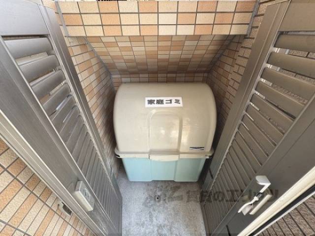 ゴミ置き場