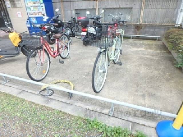 駐輪場　バイク用駐輪場