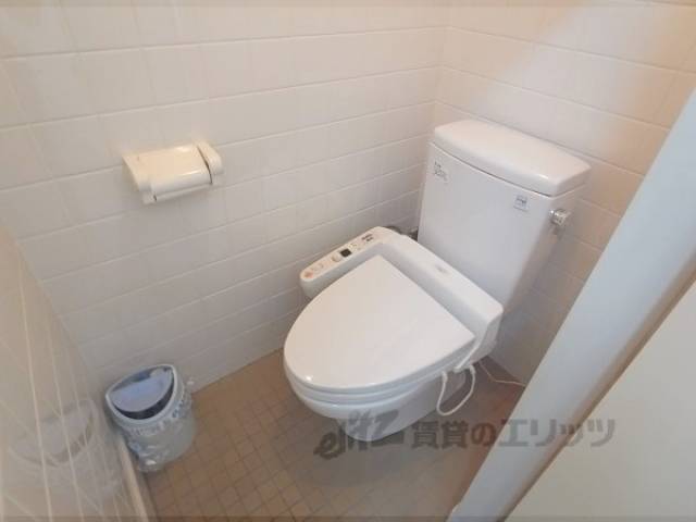 共用女子トイレ