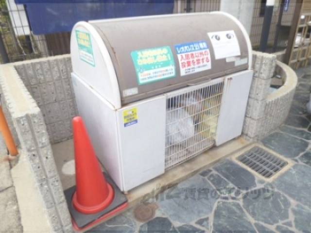 ゴミボックス