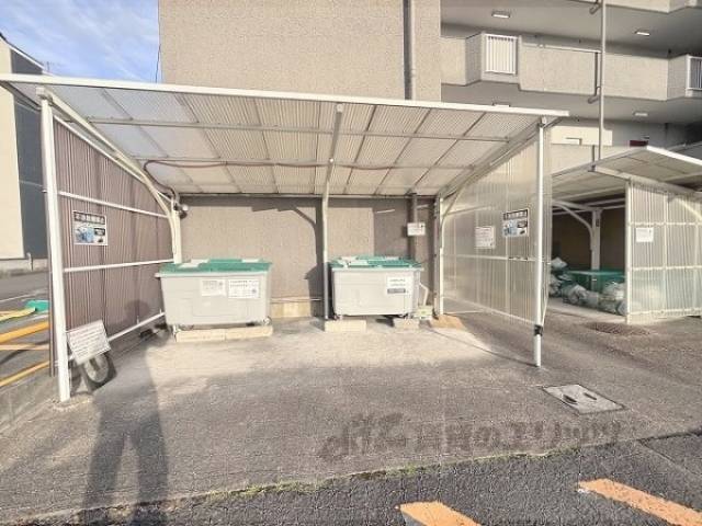 ゴミ置き場