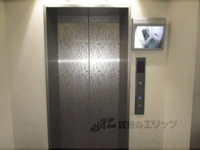 エレベーター