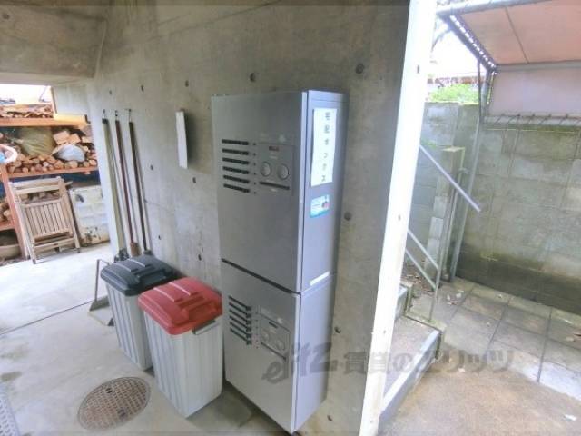 宅配ボックス