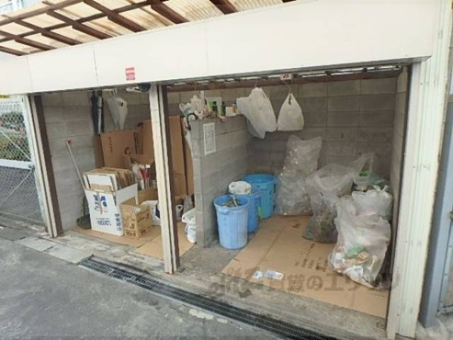 ゴミ捨て場