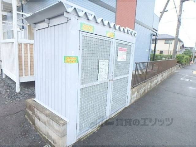 ごみ収集場