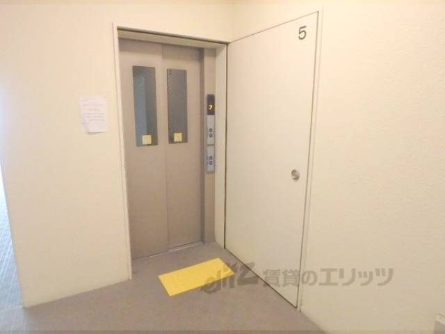 エレベーター　５階