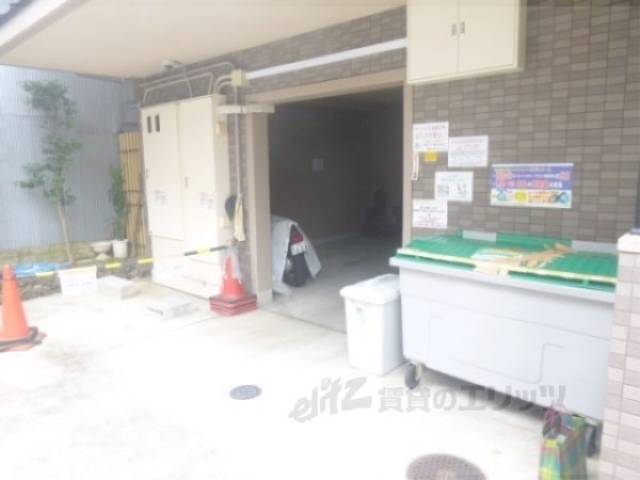 ゴミ置き場