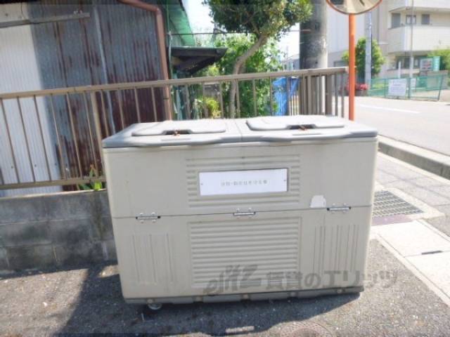 ゴミ箱