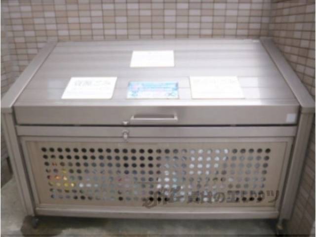 ゴミだし場