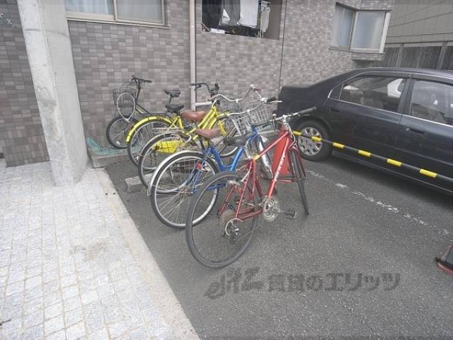 駐輪場