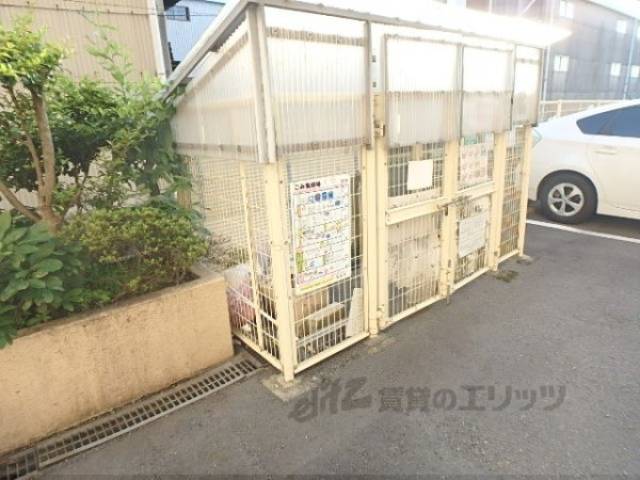 ごみ収集場