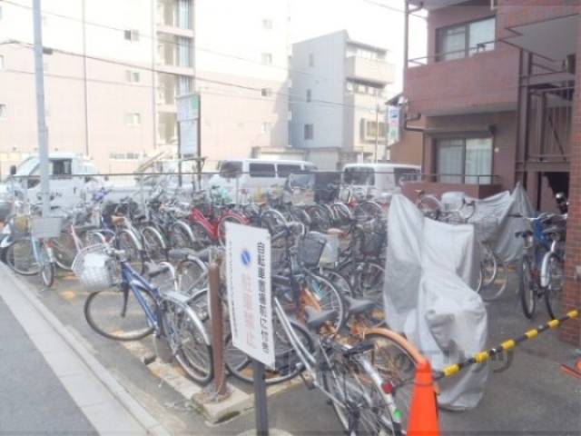 駐輪場