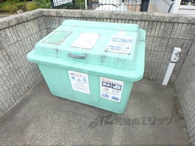 ゴミ置き場