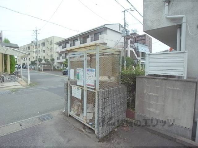 ゴミボックス