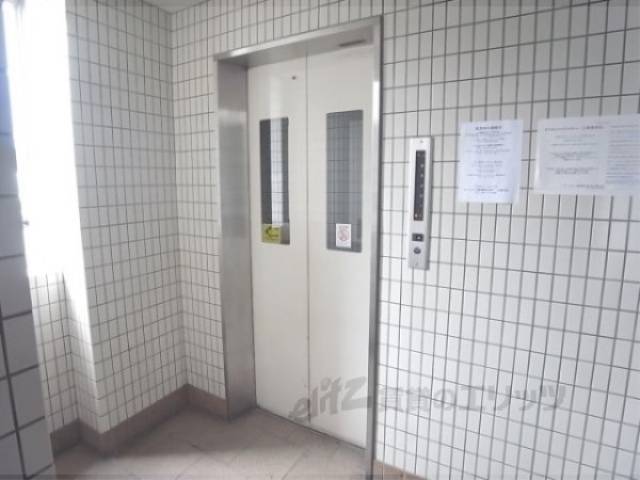エレベーター