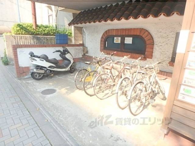 駐輪場