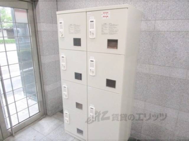 宅配ボックス