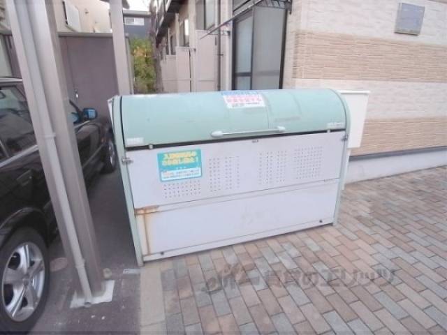 ゴミ置き場　ゴミボックス