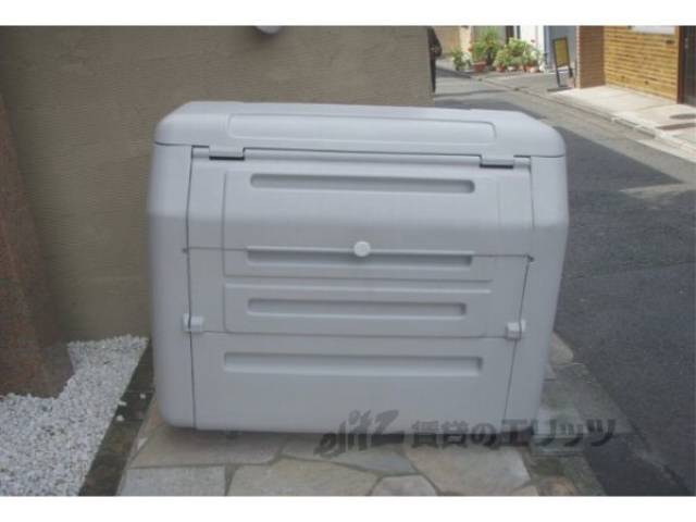 ダストボックス