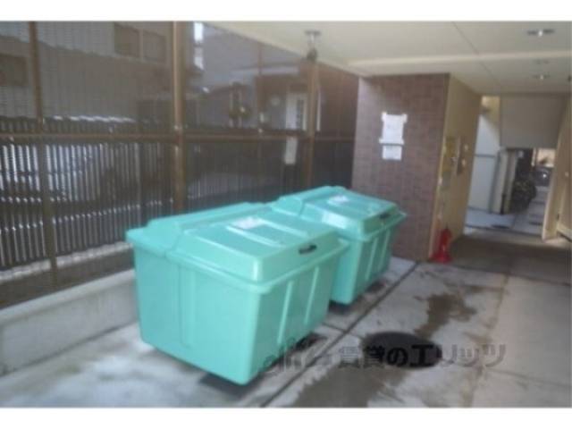 ゴミ置き場