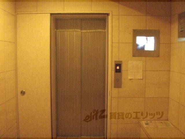 エレベーター