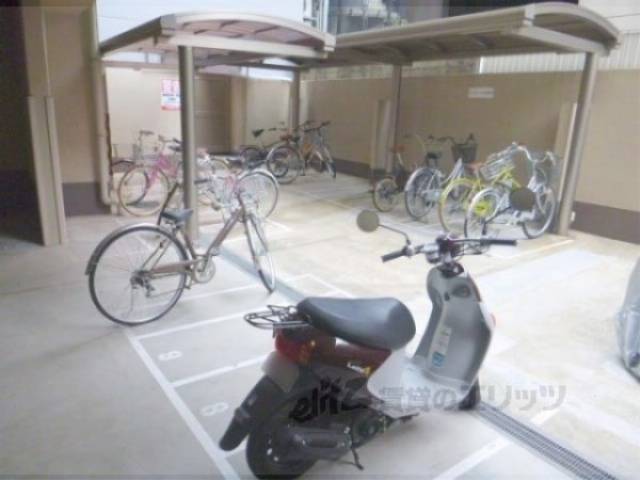 駐輪場