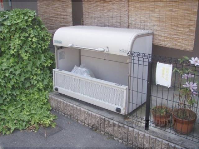 ゴミ置き場
