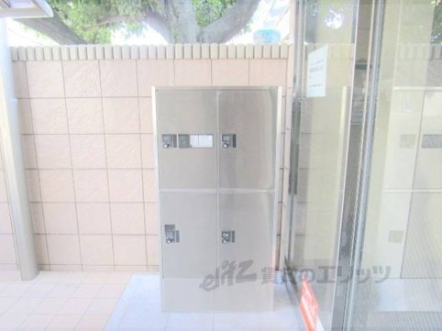 宅配ボックス