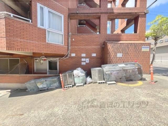 ゴミ置き場