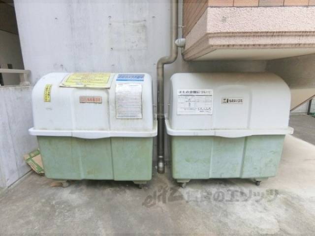ゴミ置き場