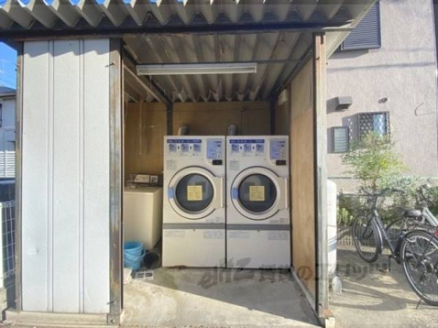 コインランドリー