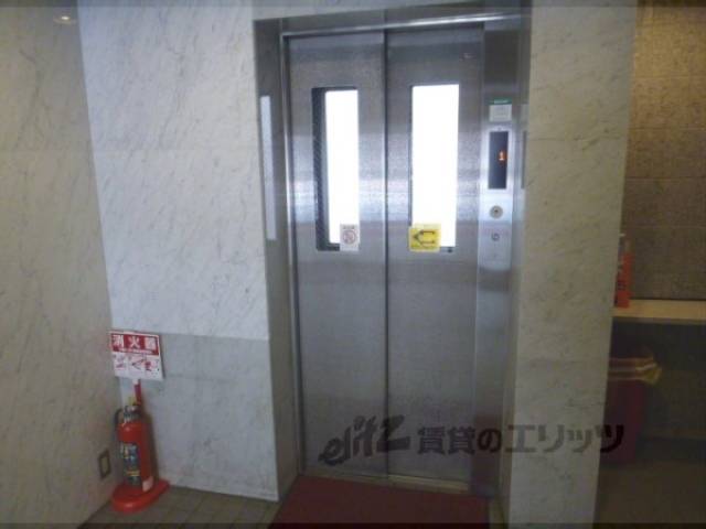 エレベーター