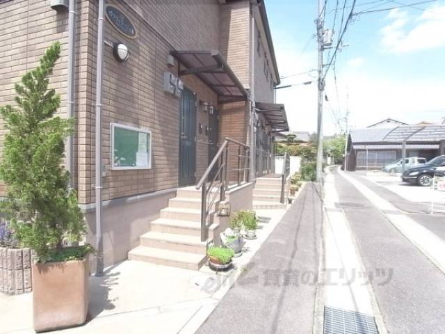 前面道路　階段