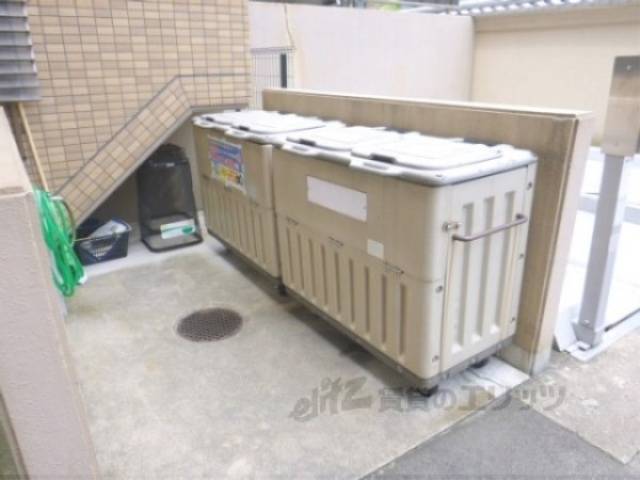 ゴミ置き場