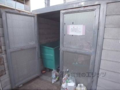 ゴミ置き場