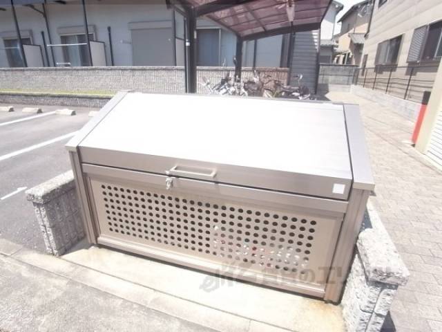 ゴミボックス
