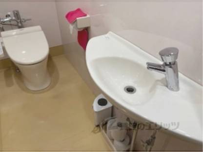 共用女子トイレ