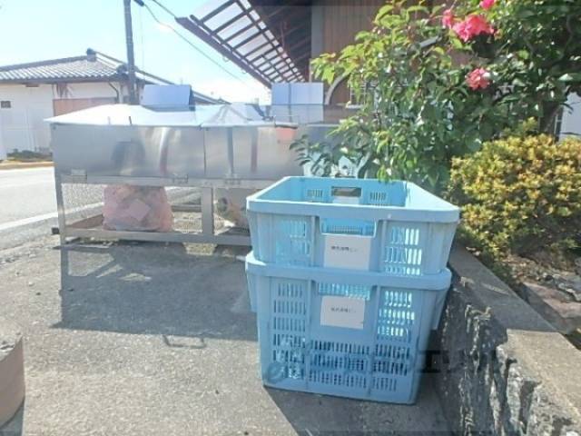 ゴミ置き場